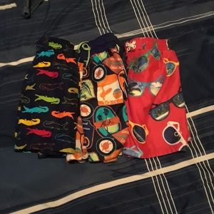 Lot of 3 boys swim suits 5t